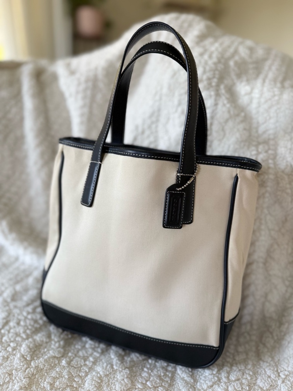 Vintage Coach Hampton Canvas Tote Bag w Beige Canvas & Black Leather Y2K Coach